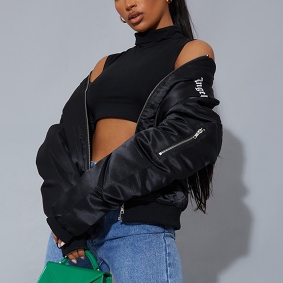 Black Crop Top - Picture 4 of 6